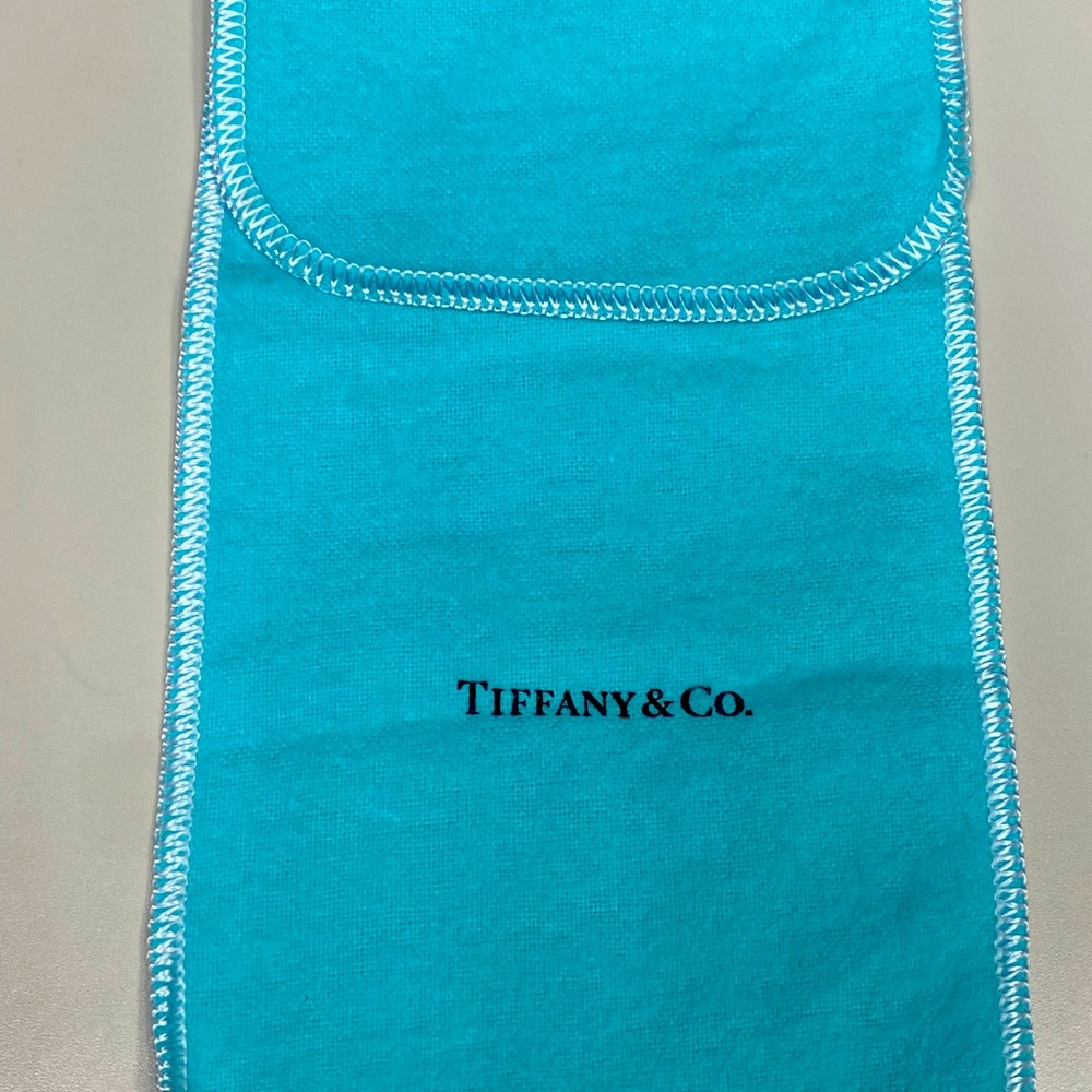 Authentic & Co. Tiffany Duster for jewelry, key chain or small accessories.